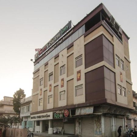 Hotel Confirm Inn Kota Кота Екстер'єр фото
